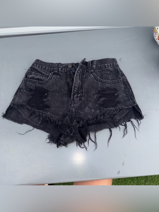 Abercrombie & Fitch Pants - Abercrombie & Fitch Black Distressed Denim Cutoff Shorts